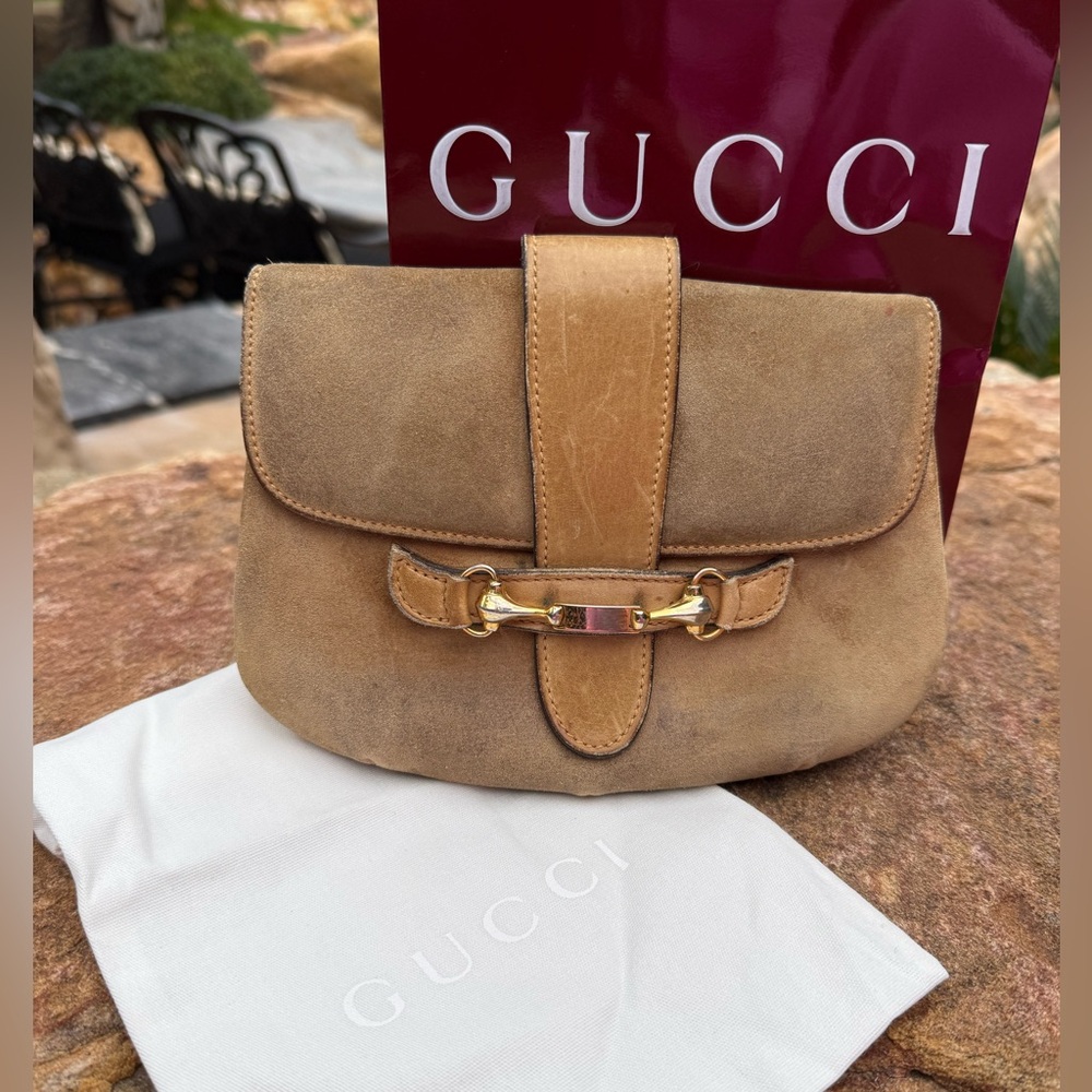Authentic vintage Gucci Tan saddle suede Leather clutch crossbody bag